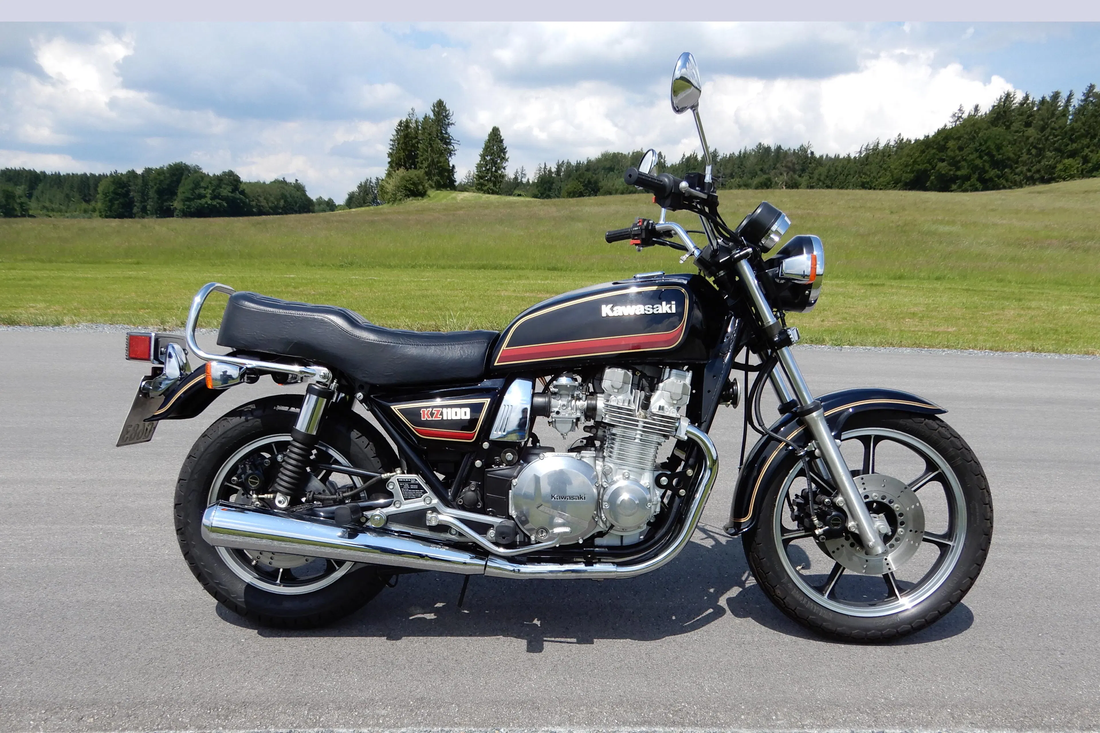1982 Kawasaki KZ1100 VIN JKAKZBA16DA011340 | Hagerty Valuation Tools®